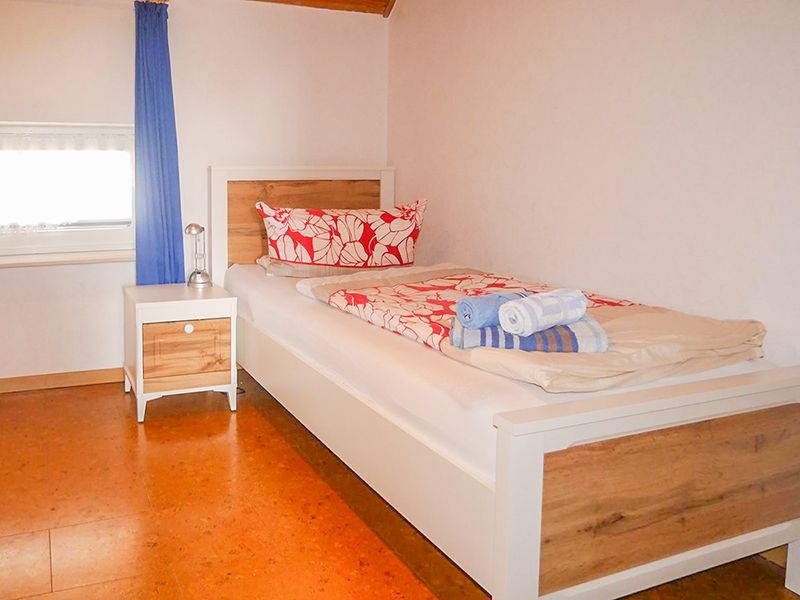 Ferienwohnung Wanderfalke - Einzelzimmer