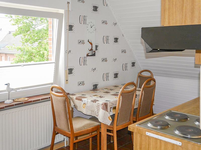 Ferienwohnung Wanderfalke - Wohn- und Esszimmer